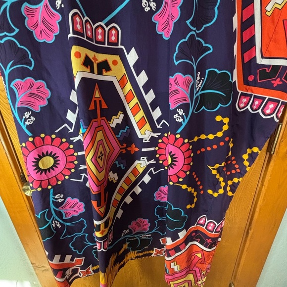 Grace Vibrant Patterned Tunic Dress - Picture 5 of 10